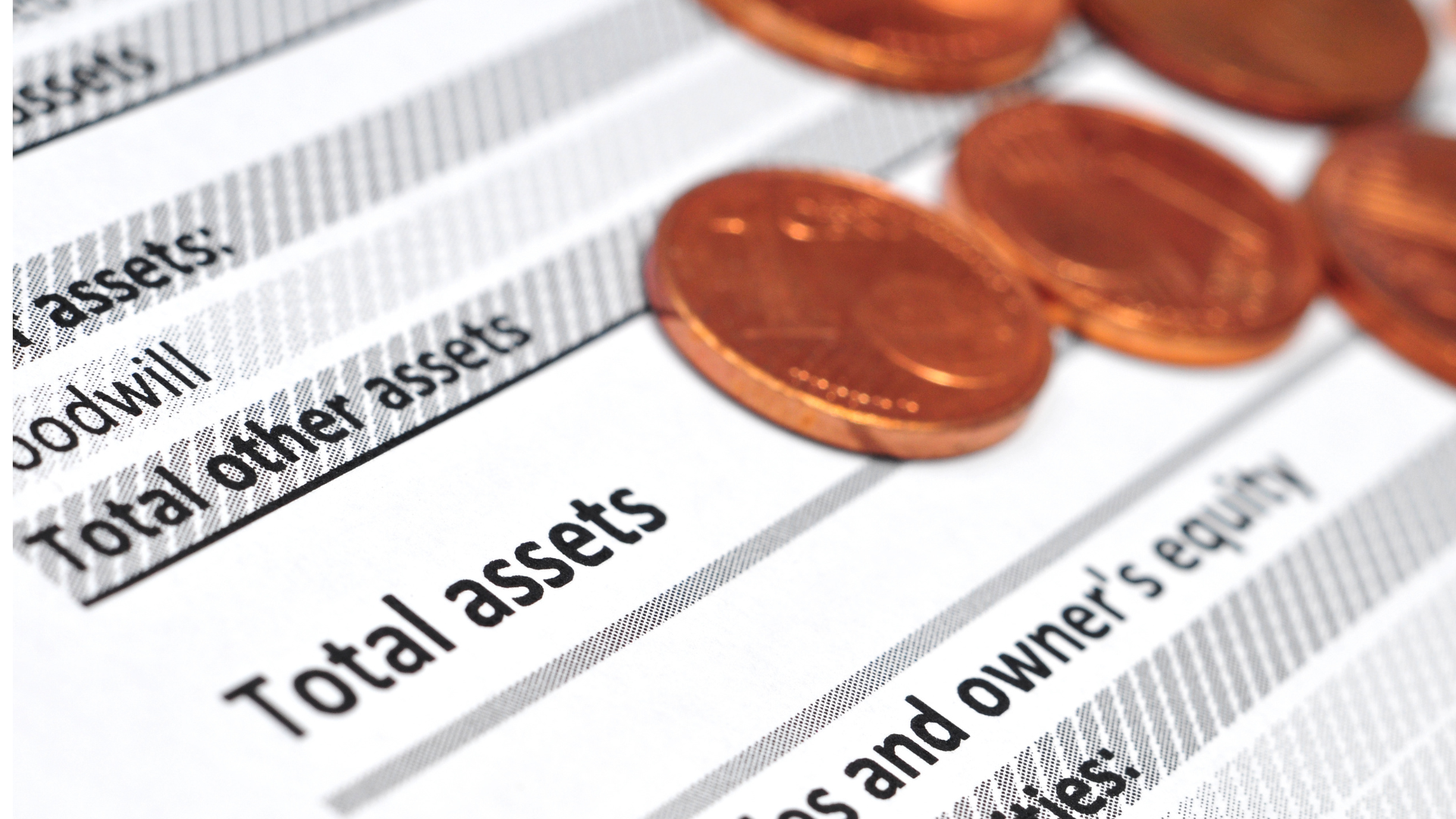 Phân tích Bảng cân đối kế toán (Balance Sheet Analysis)